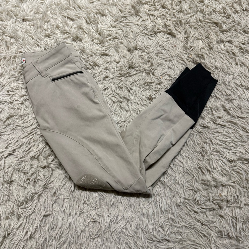 Women’s Size IT34 Tan Animo Knee Patch Horseback Riding Breeches. Good Condition